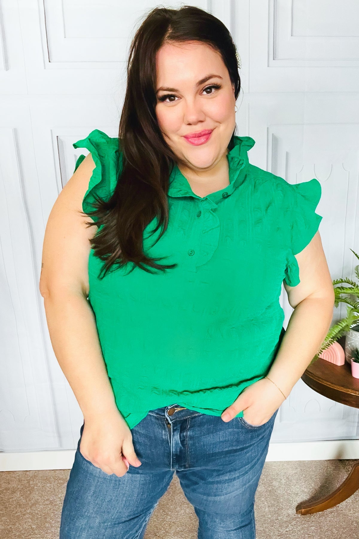 Can’t Compare Textured Ruffle Sleeve Top • Green