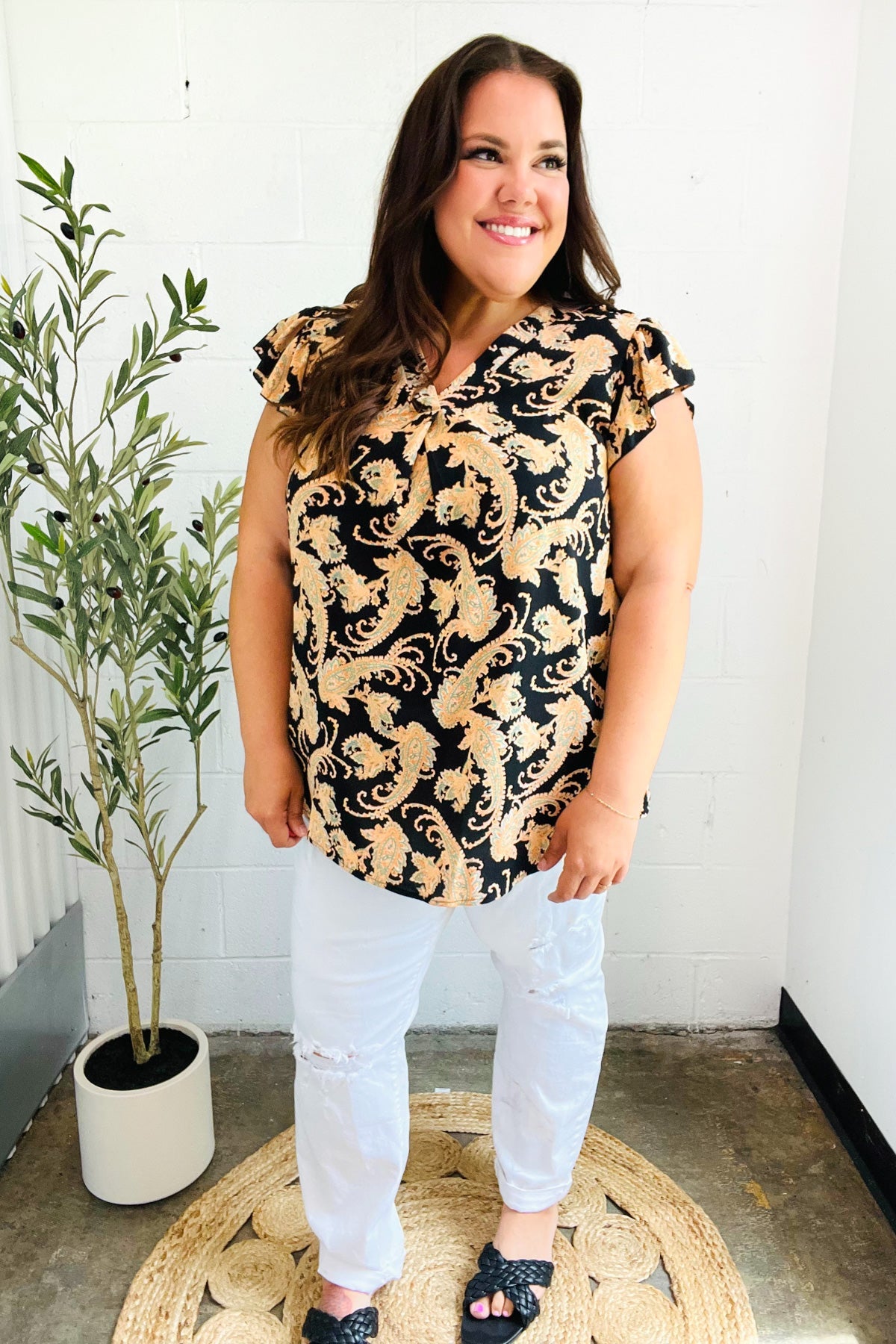You Got This Paisley Print Flutter Sleeve Top