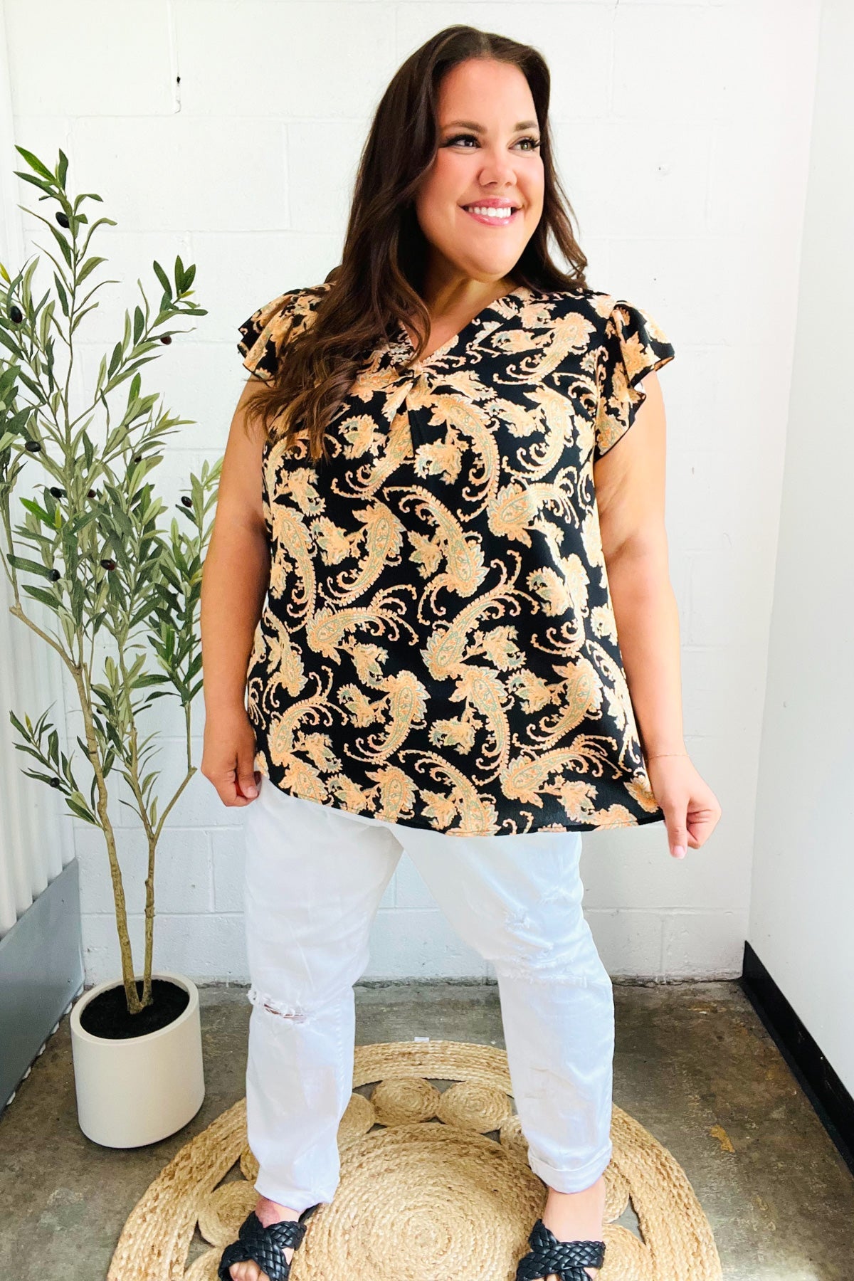 You Got This Paisley Print Flutter Sleeve Top