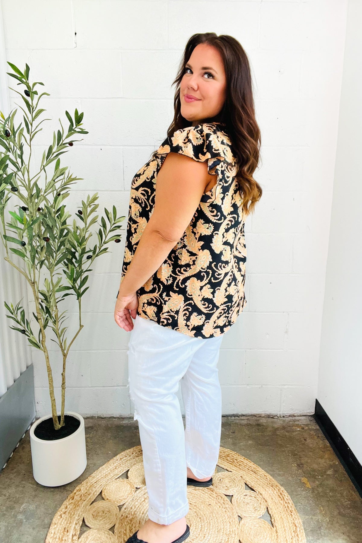 You Got This Paisley Print Flutter Sleeve Top