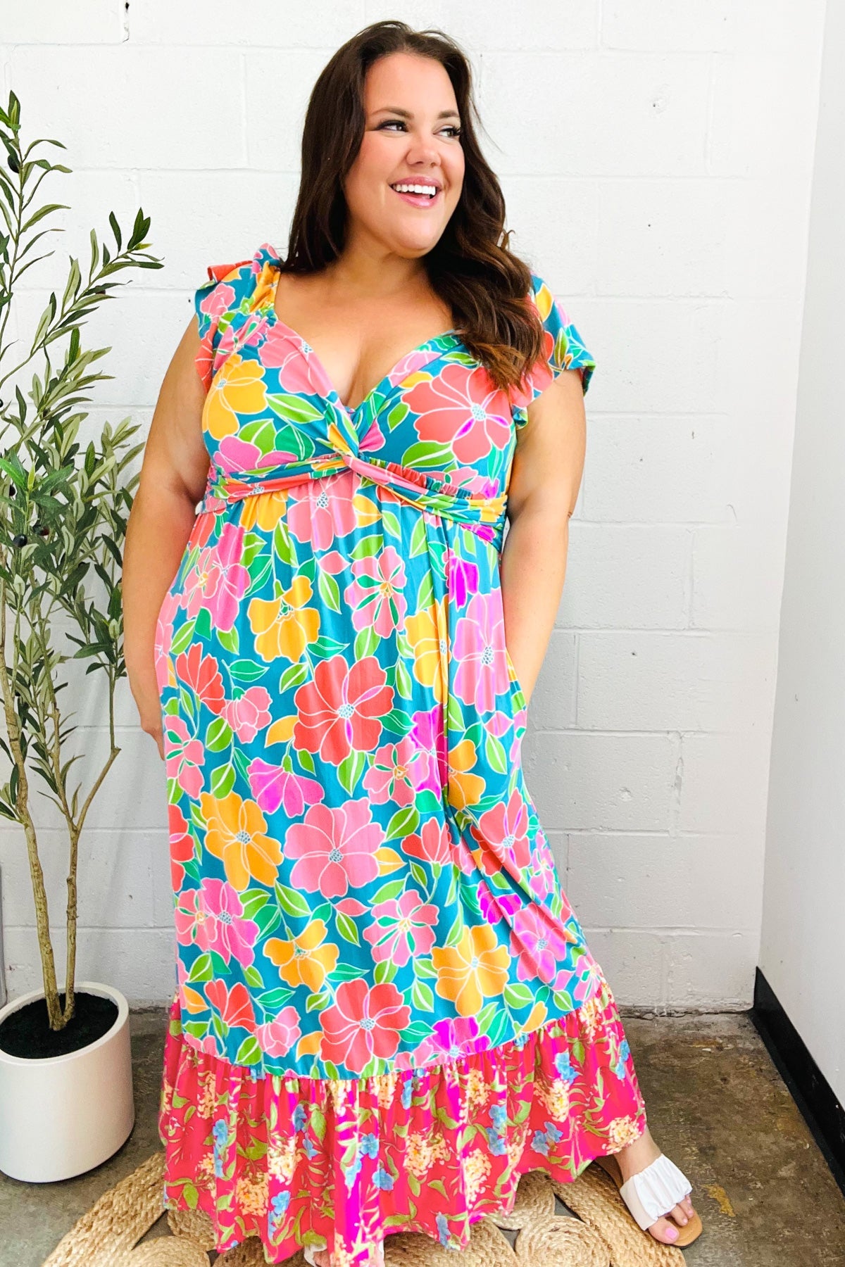 Vacay Vibes Floral Print Sweetheart Maxi Dress