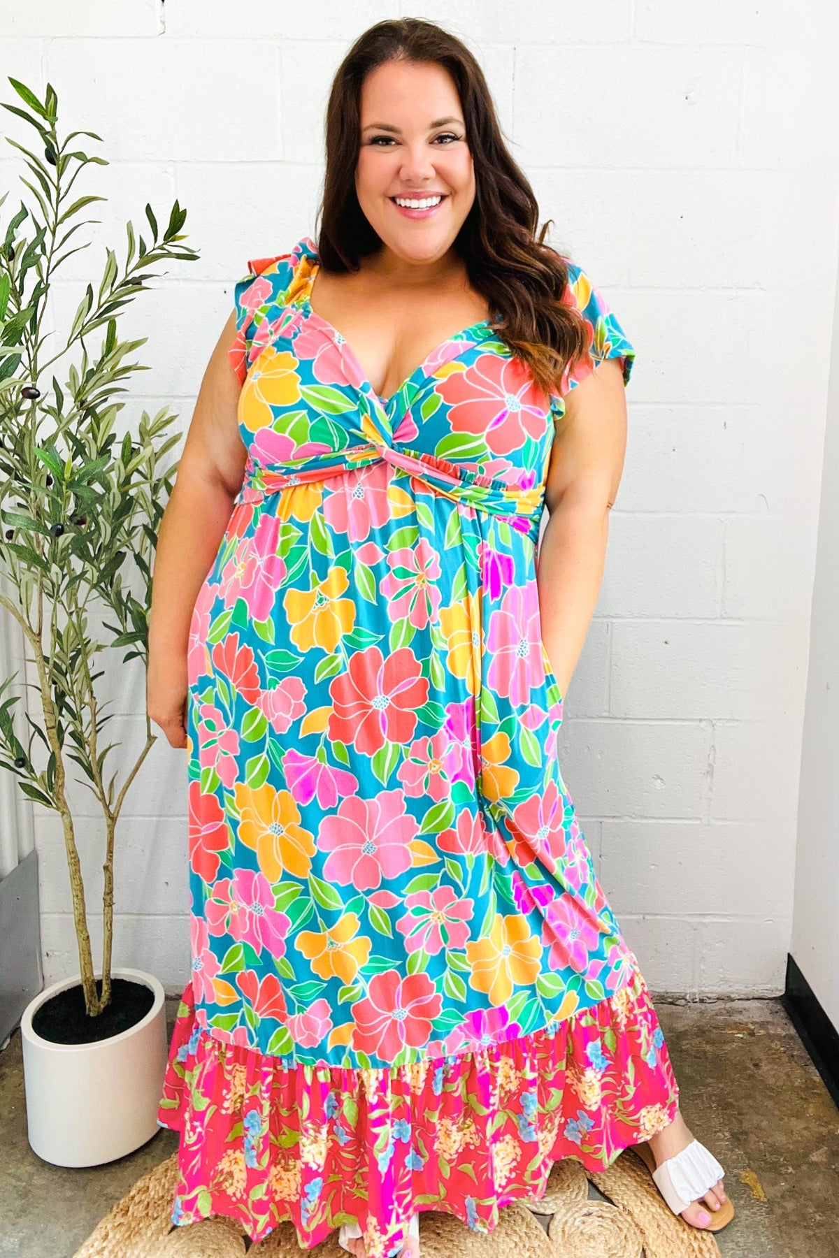 Vacay Vibes Floral Print Sweetheart Maxi Dress