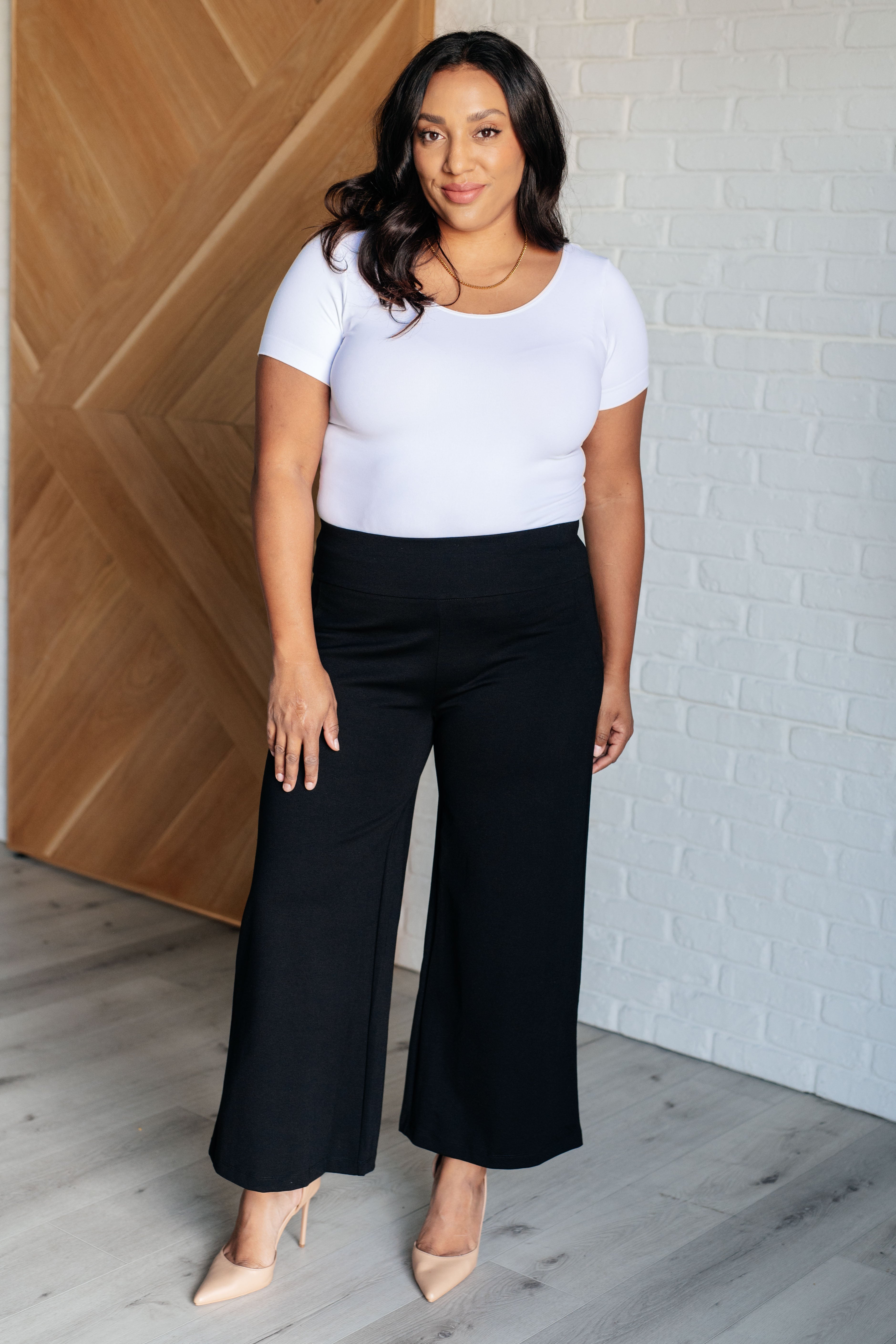 Magic Wide Leg Crop Pants • Black