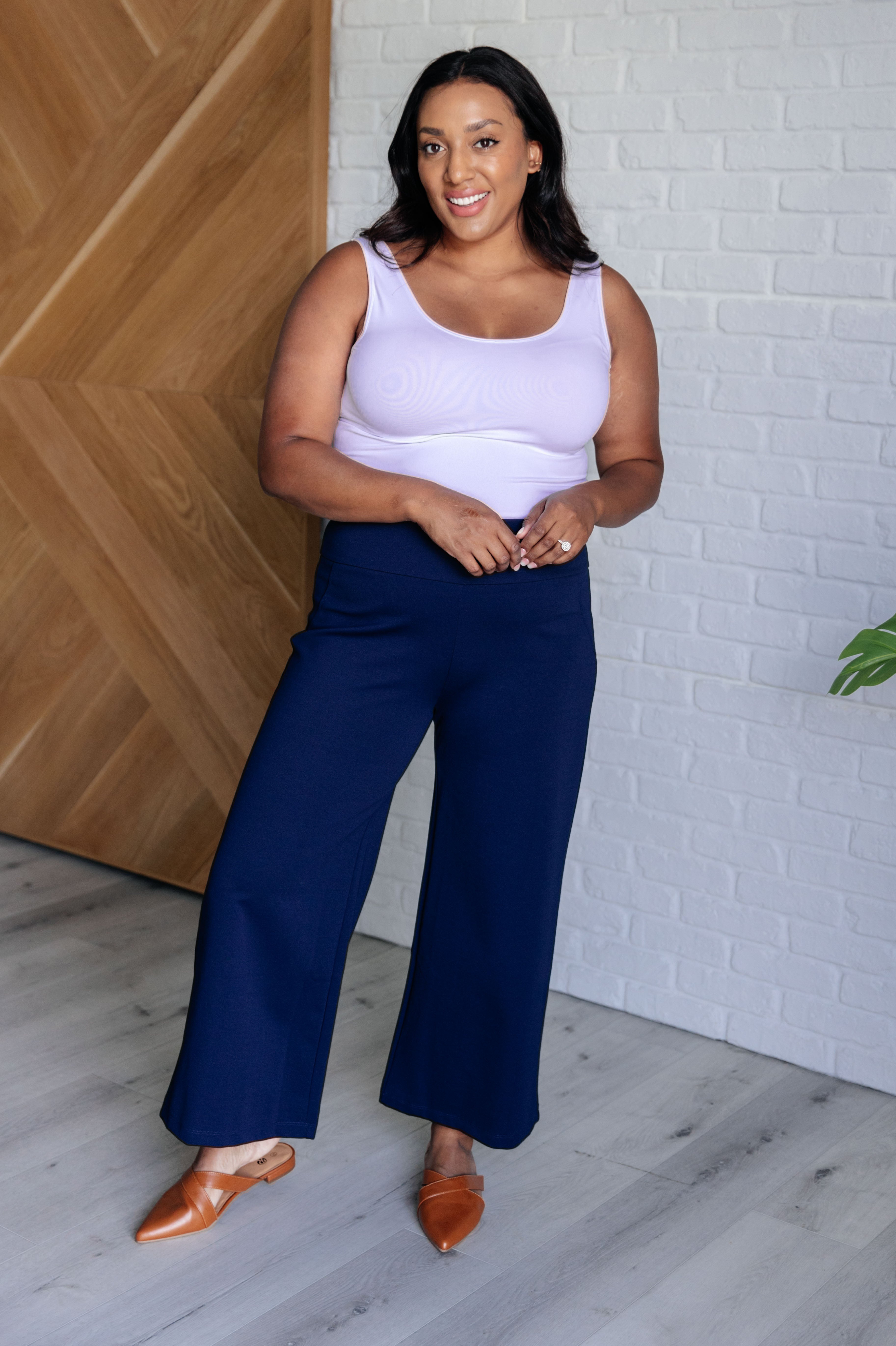 Magic Wide Leg Crop Pants • Navy