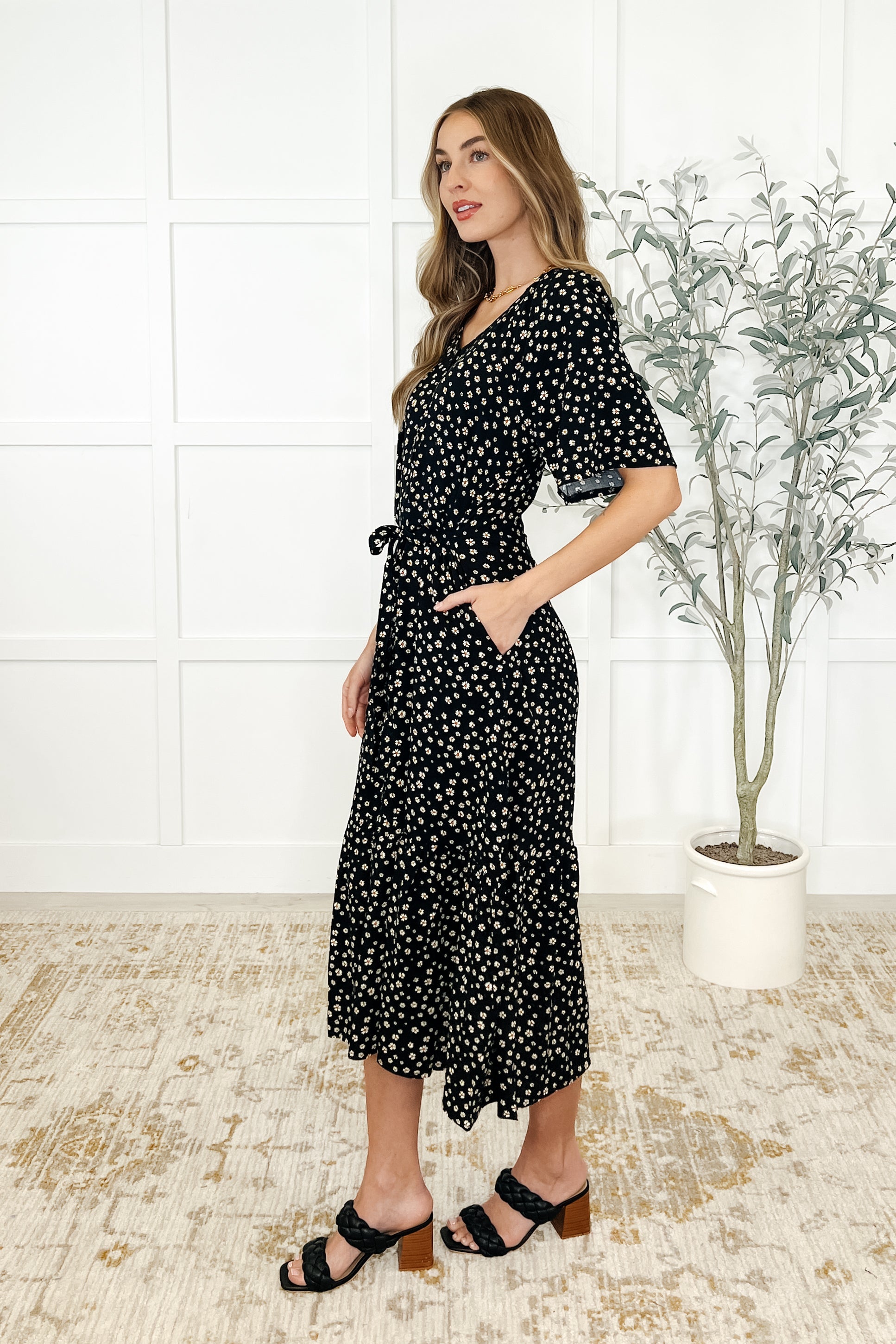 Olive Dress • Daisy Blossoms