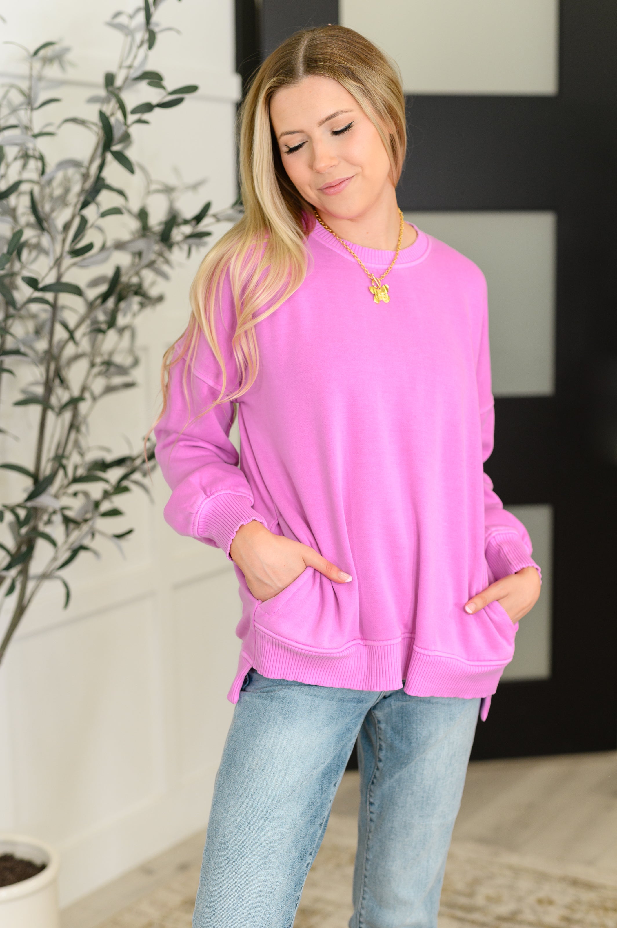 Talk Cozy to Me Stepped Hem Pullover • Bright Mauve