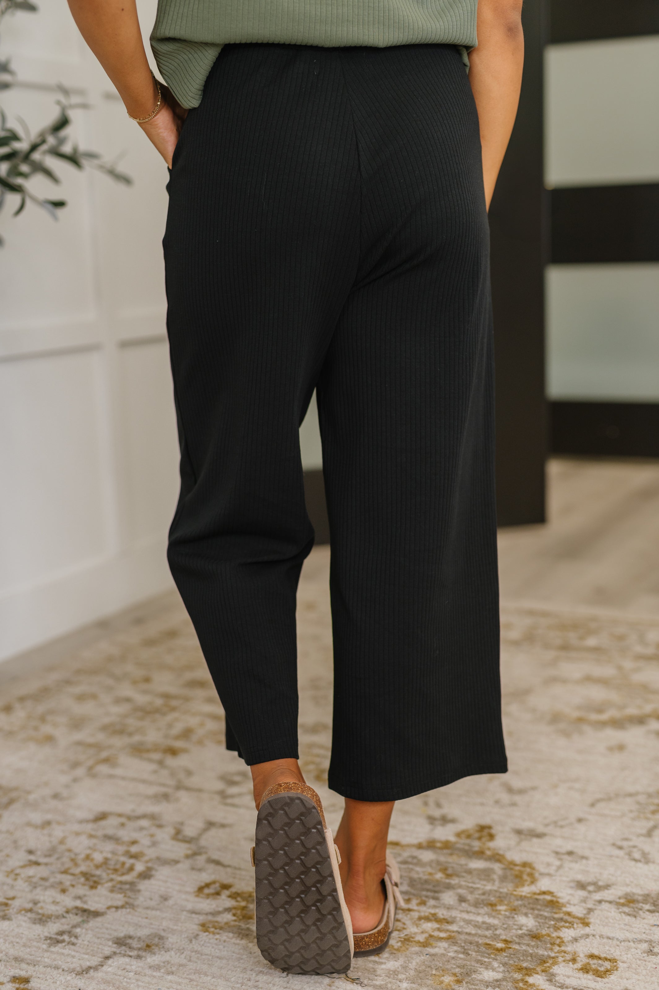 Thyme Culotte Pants • Black