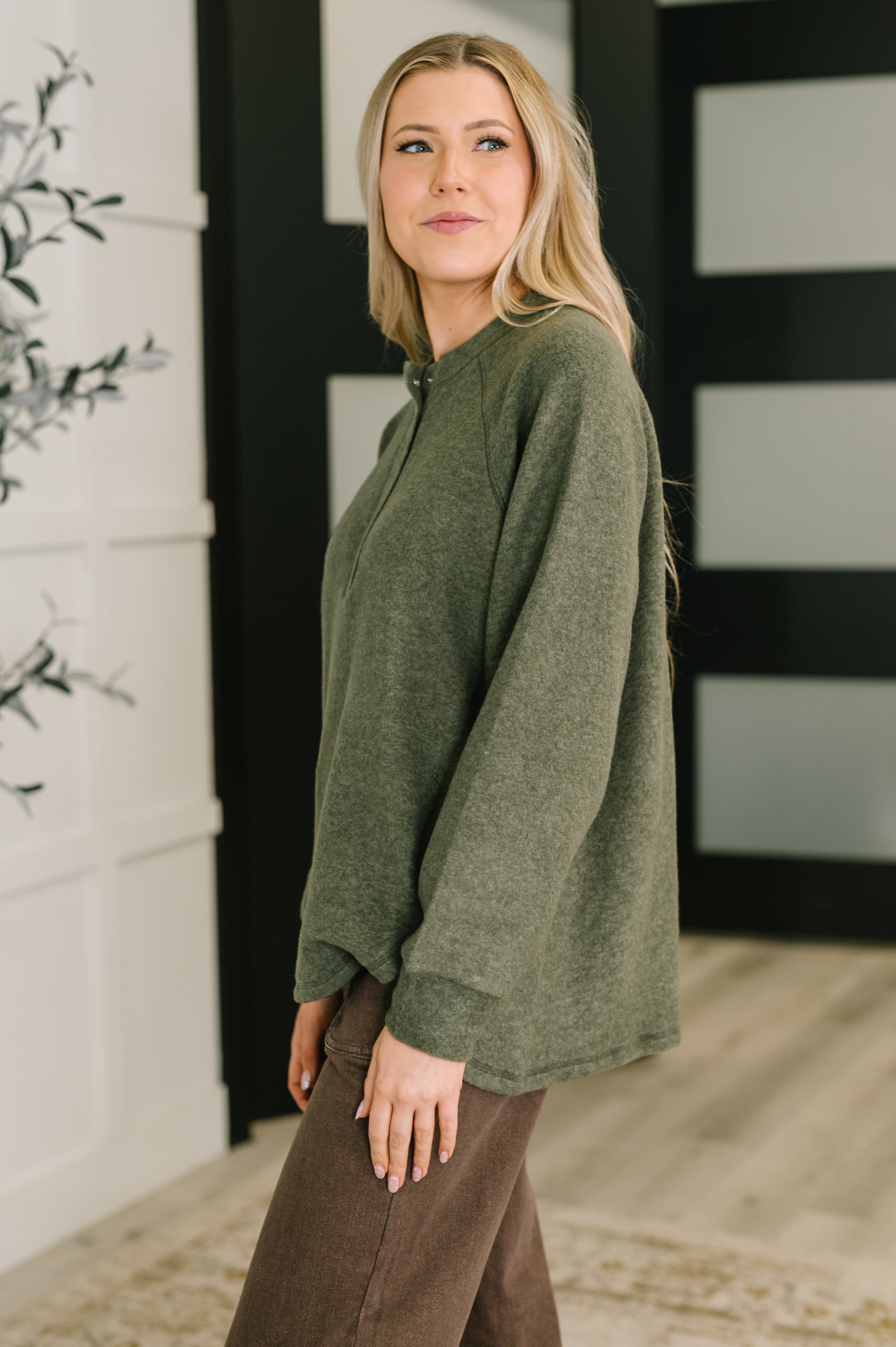 Urban Flux Scooped Hi-Low Long Pullover • Olive