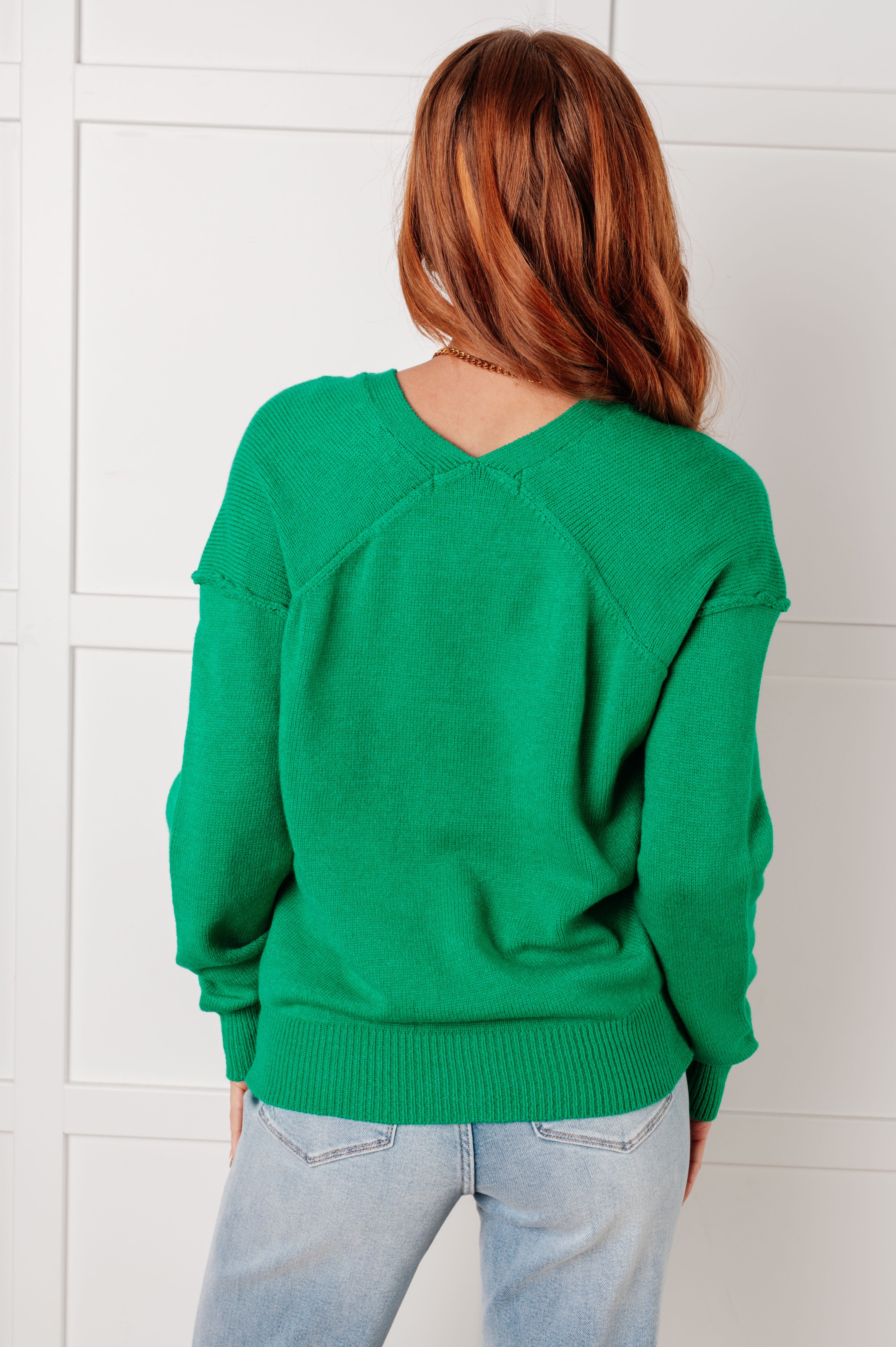 Very Understandable V-Neck Sweater • Green