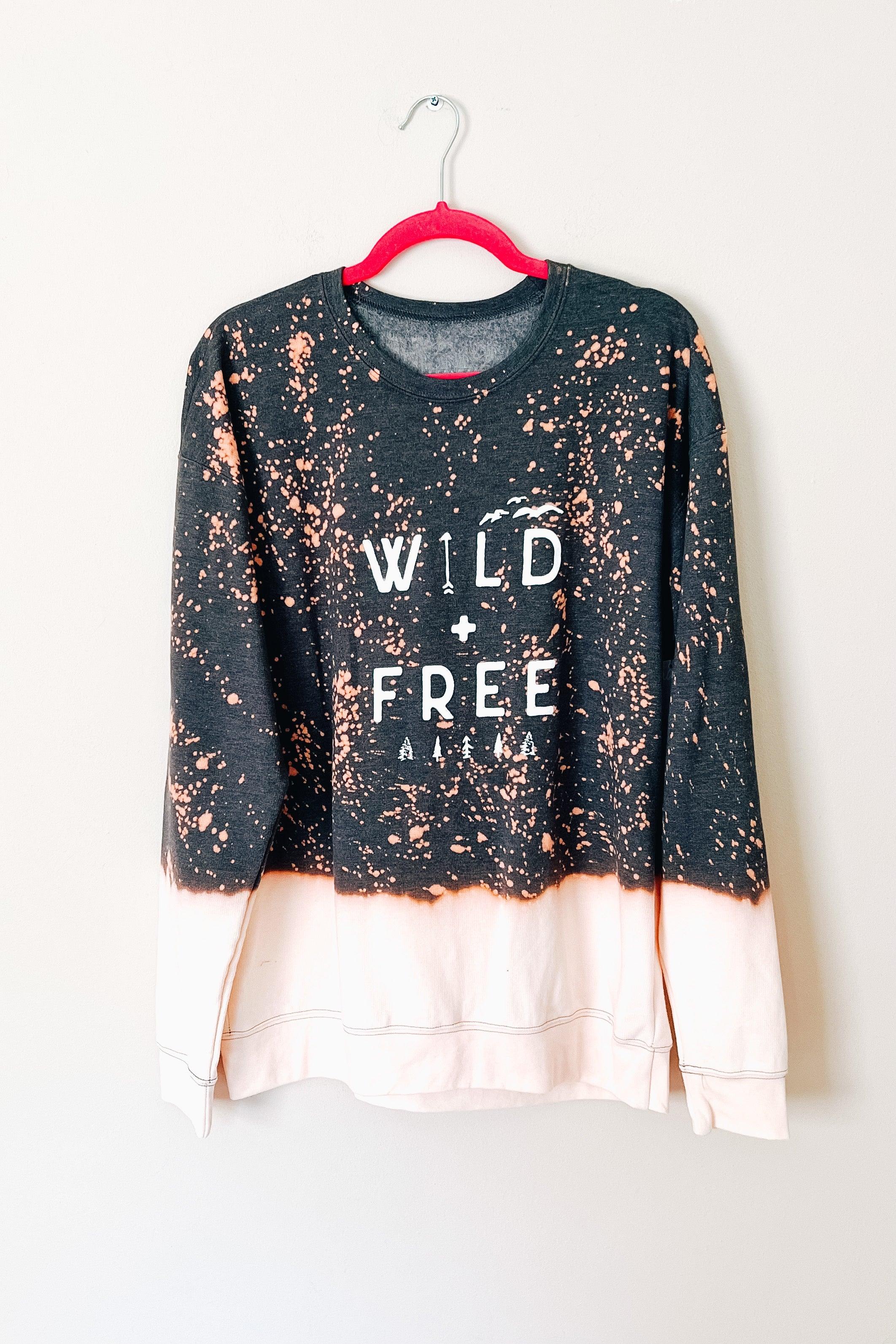 Wild & Free Bleached Sweatshirt - Atomic Wildflower