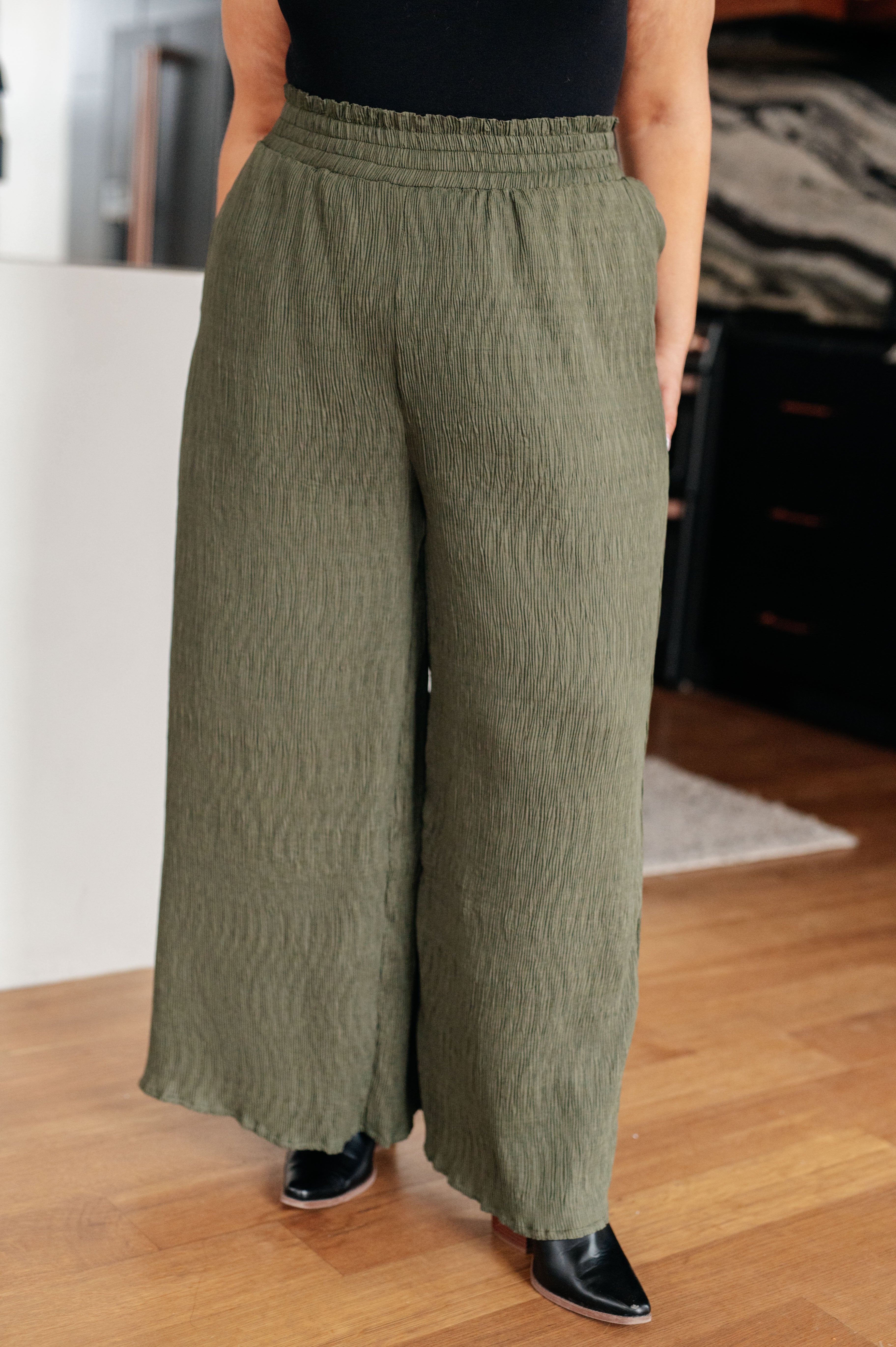 Harmony High Rise Wide Pants • Olive