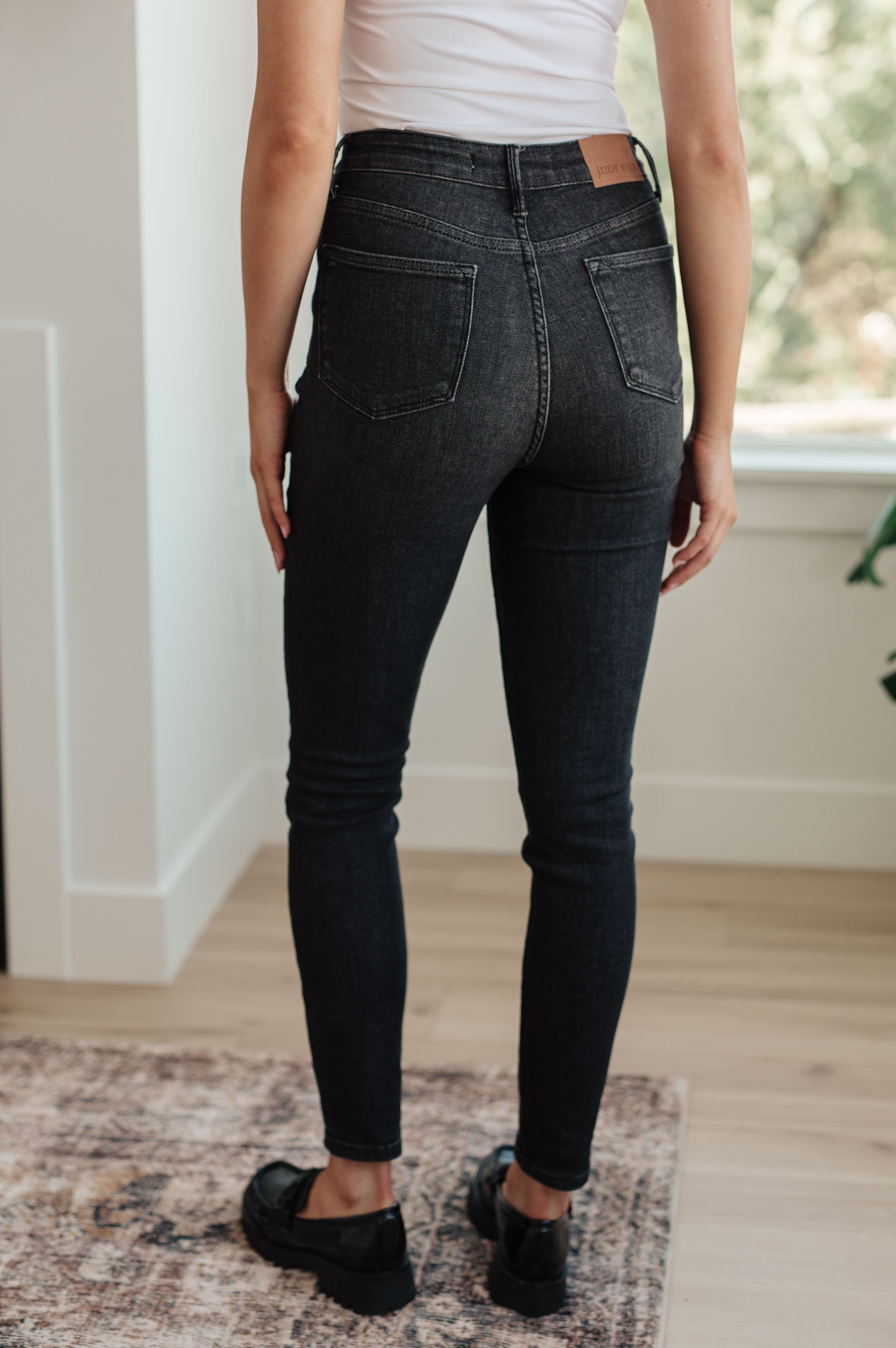 Octavia High Rise Control Top Skinny Jeans • Washed Black