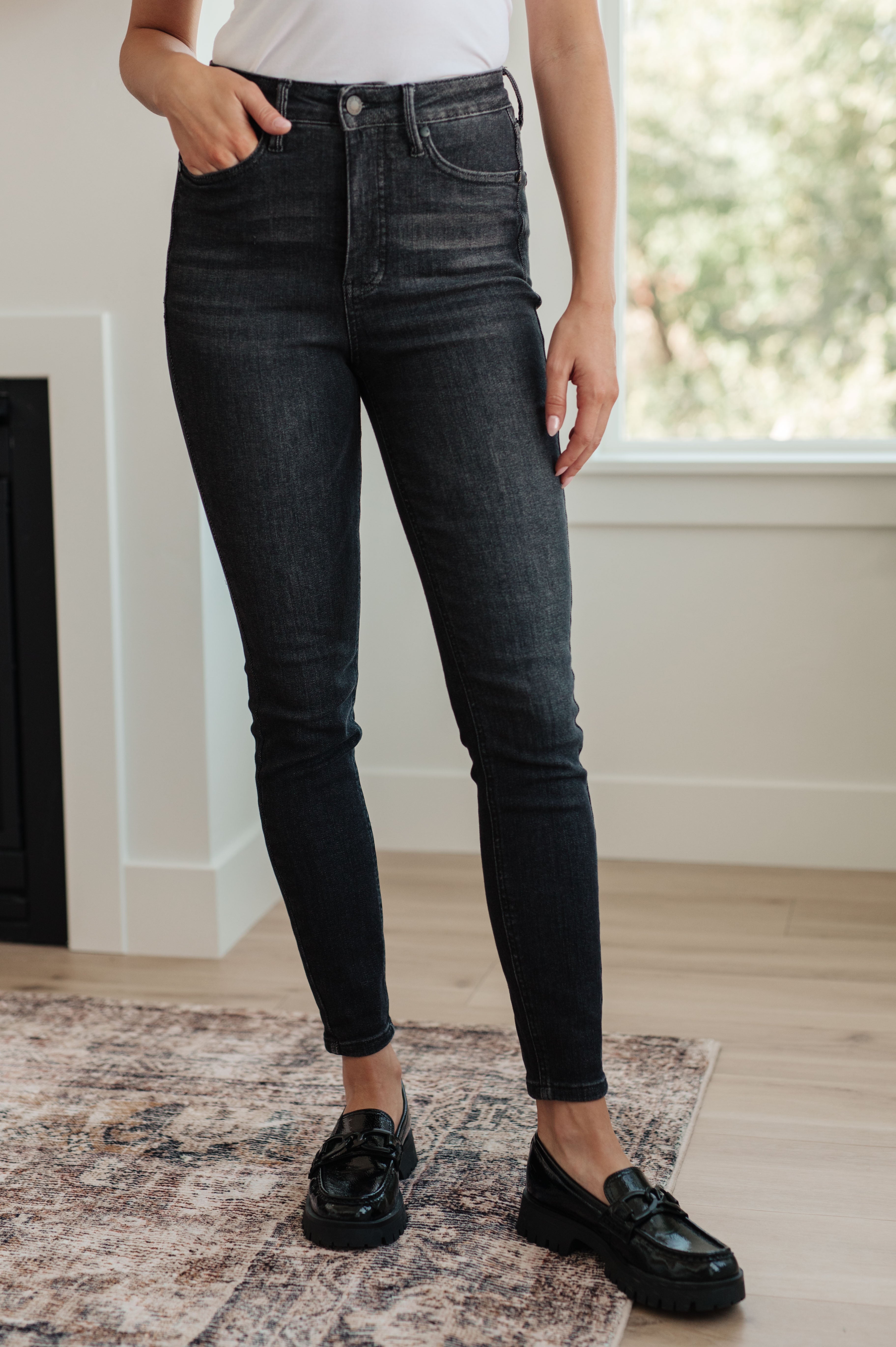 Octavia High Rise Control Top Skinny Jeans • Washed Black